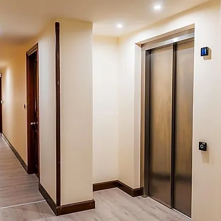 Fiori Hotel 2*